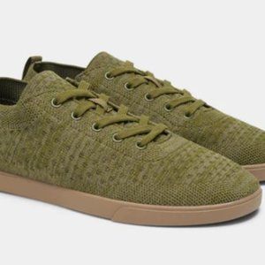 Olive Green Suavs Zilkers size 10